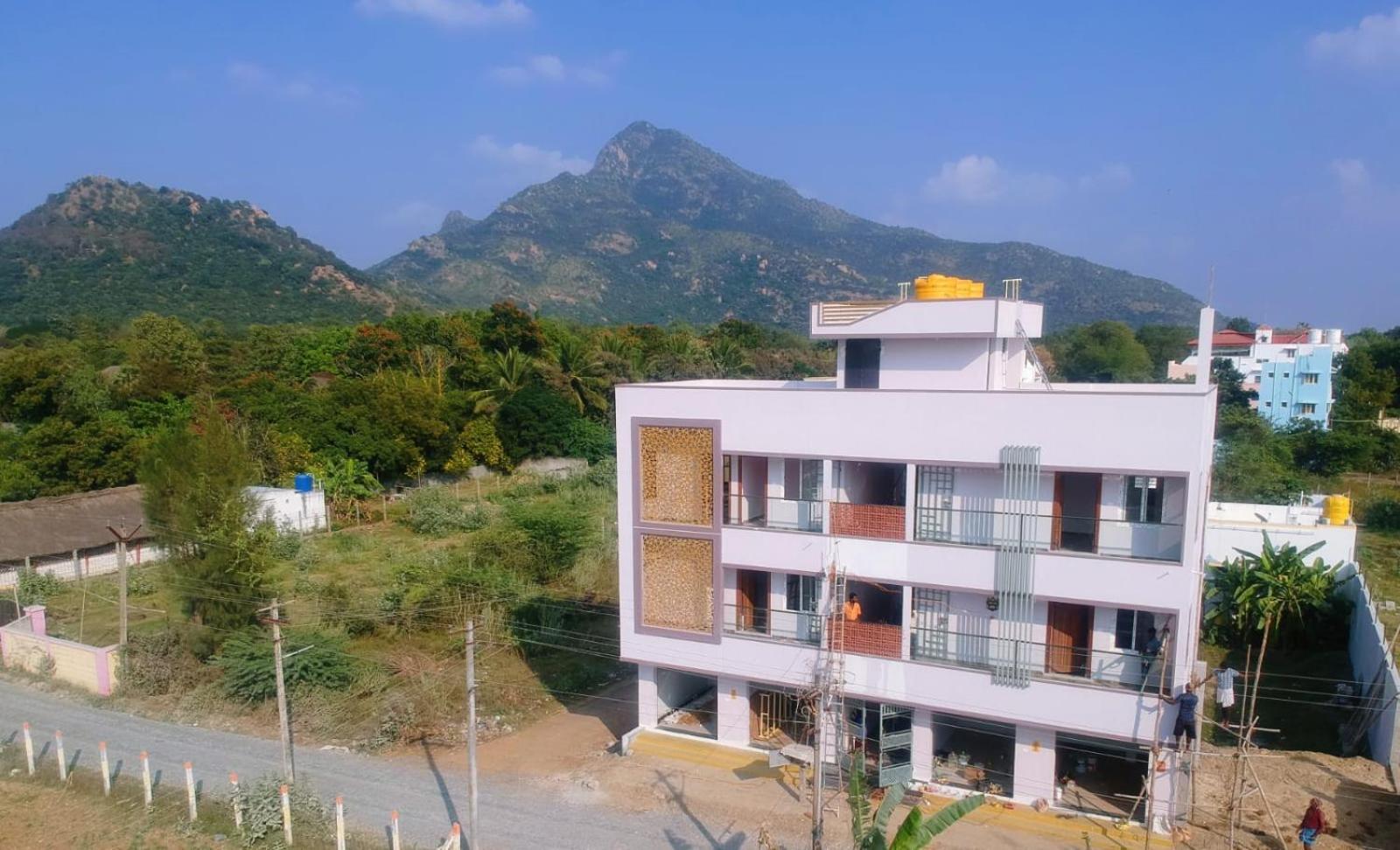 Om Lingeswaran Home Stay Tiruvannamalai Exterior photo