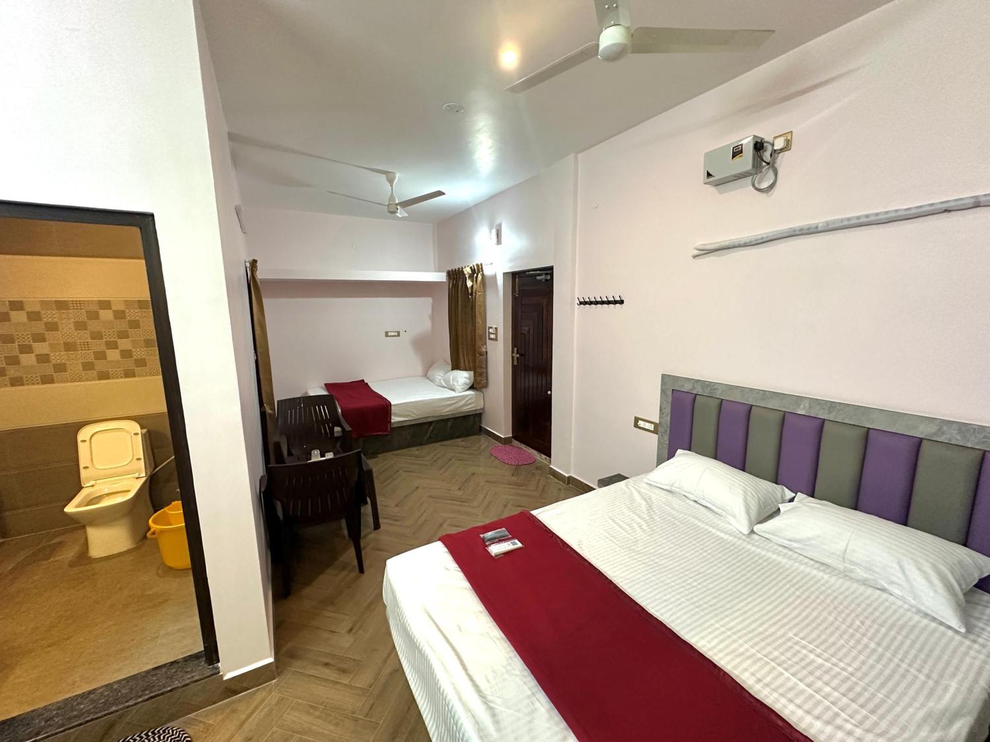 Om Lingeswaran Home Stay Tiruvannamalai Exterior photo