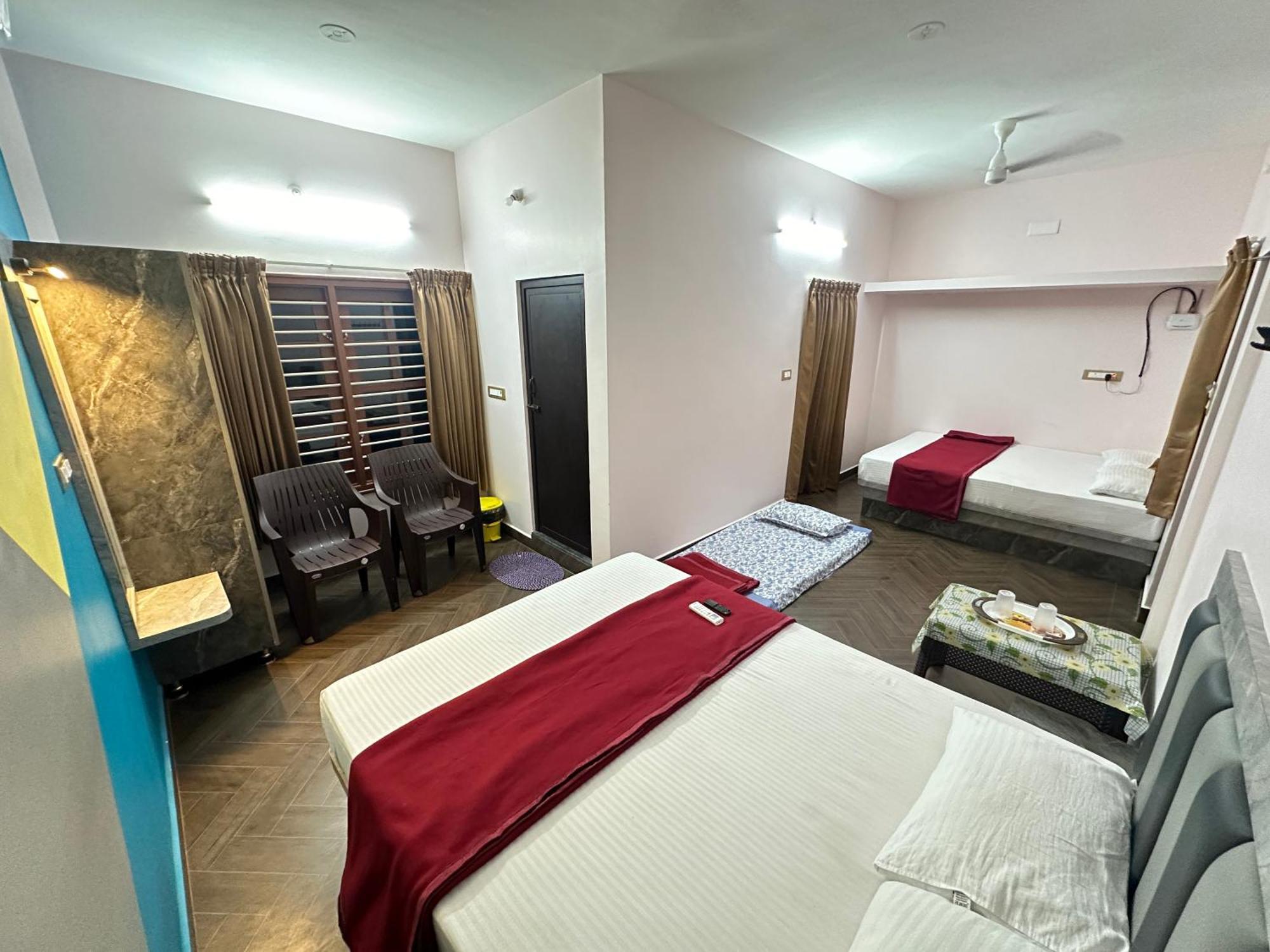 Om Lingeswaran Home Stay Tiruvannamalai Exterior photo